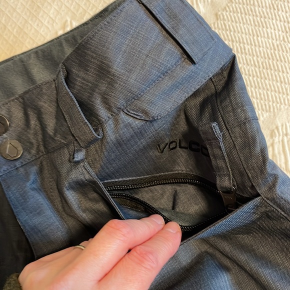 Volcom snowpants, modern straight fit, darl charcoal grey, S - Picture 4 of 13
